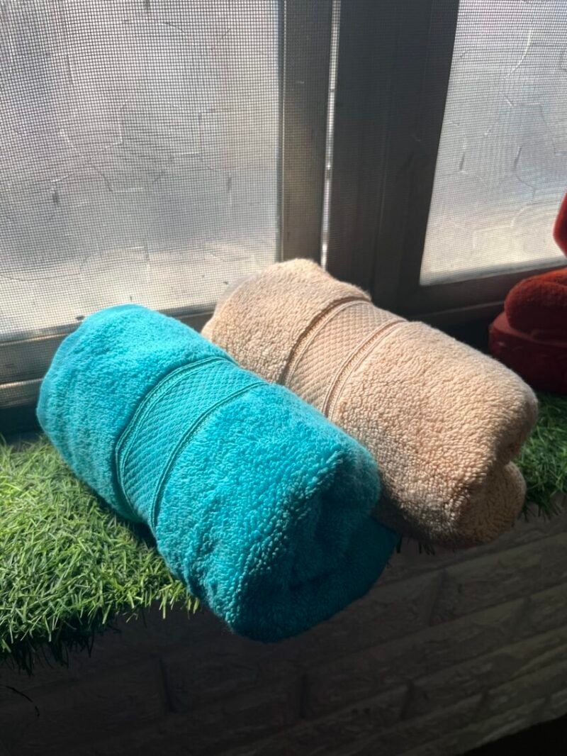 Ultra Premium | Ultra Soft | Egyptian Cotton Hand/Face Towels with zero twist | ”Blue Crushers” – Pack of 2